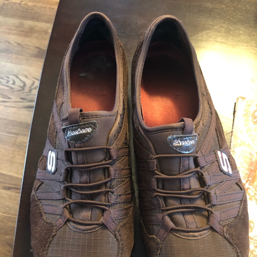 Skechers shoe